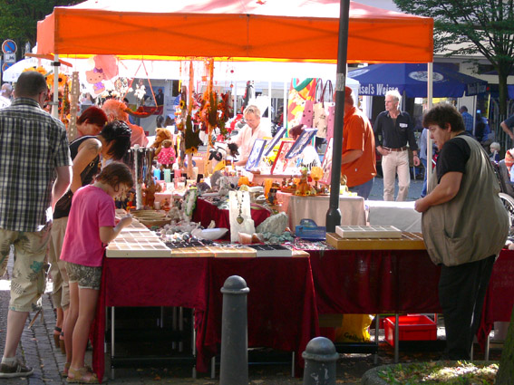 tl_files/standard/bilder/Aktivitaeten/Herbstmarkt/herbst_1.jpg