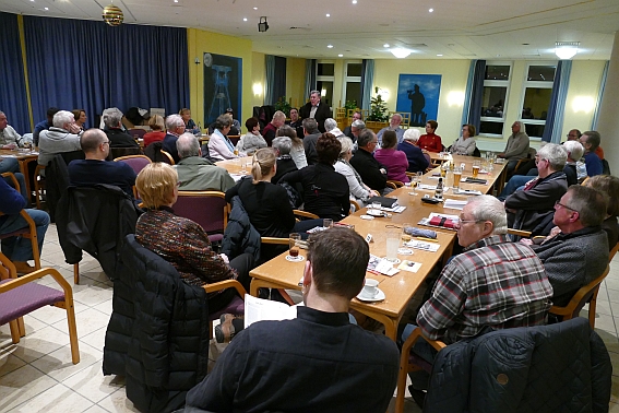 tl_files/standard/bilder/wir_ueber_uns/Stadtteilkonferenz_web_2.jpg