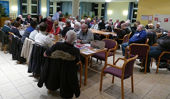 tl_files/standard/bilder/wir_ueber_uns/Stadtteilkonferenz_web_3.jpg